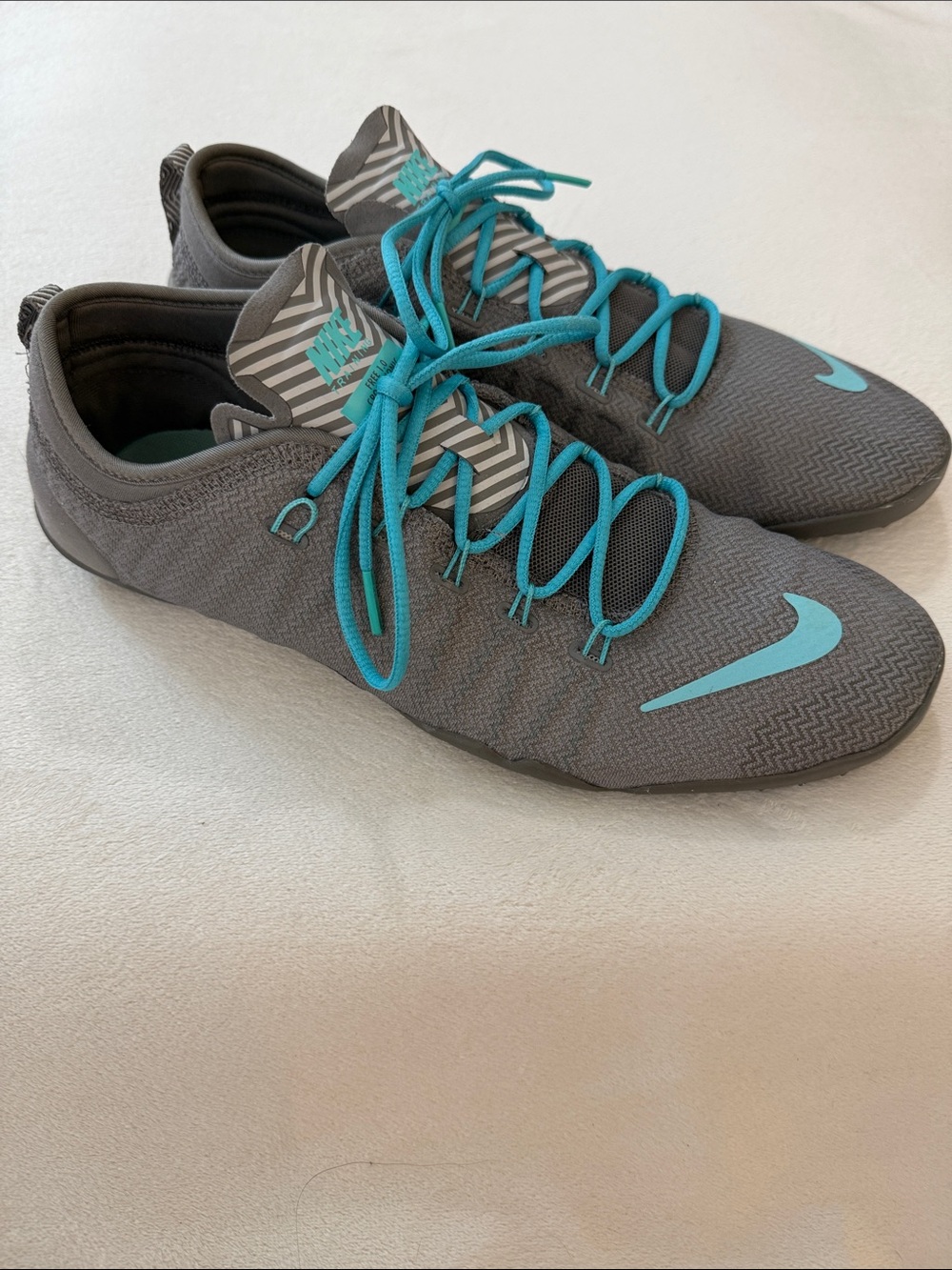 Women’s Nike Free 1 cross bionic training shoes Grey with Teal Accents
